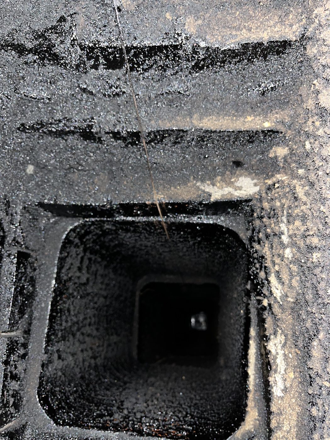 Glazed third-stage creosote buildup